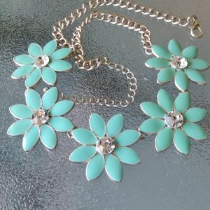 Aqua daisy chain necklace (#159)